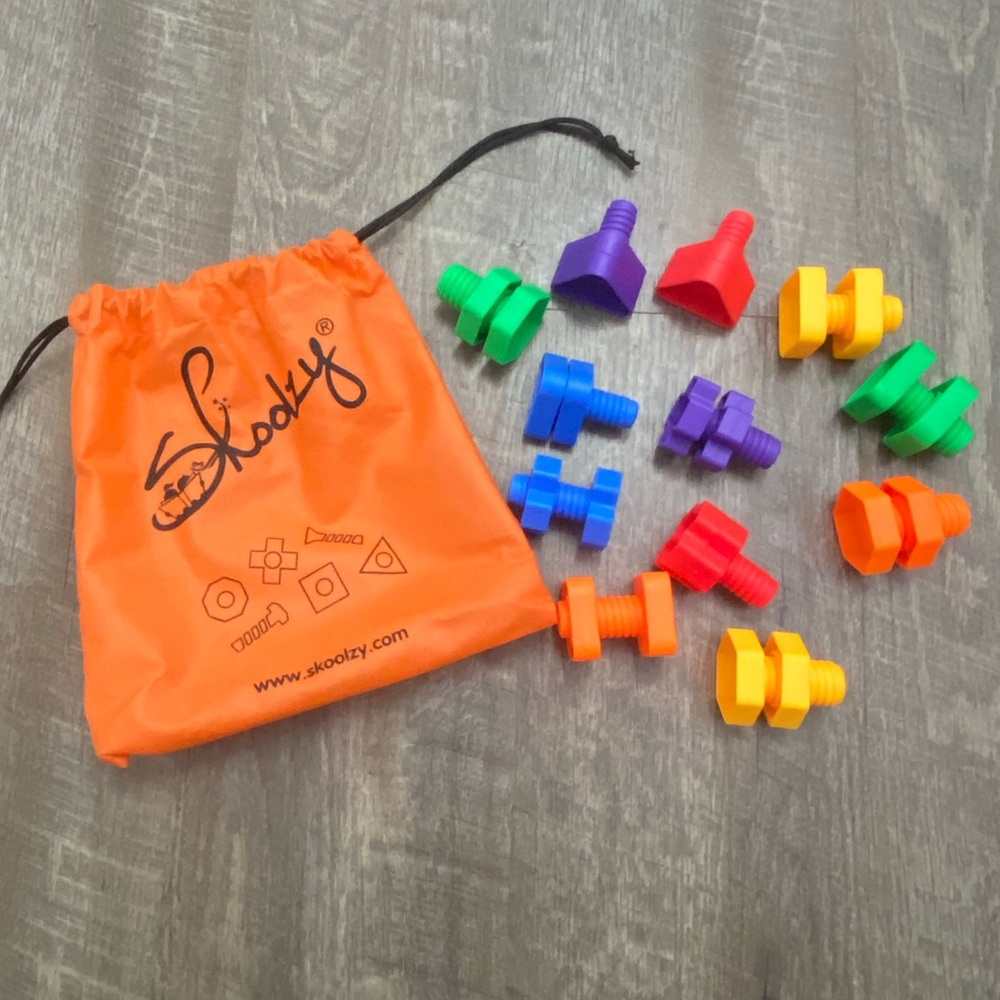 Plastic Nuts and Bolts 24 Piece - Toddler Engineering Toys